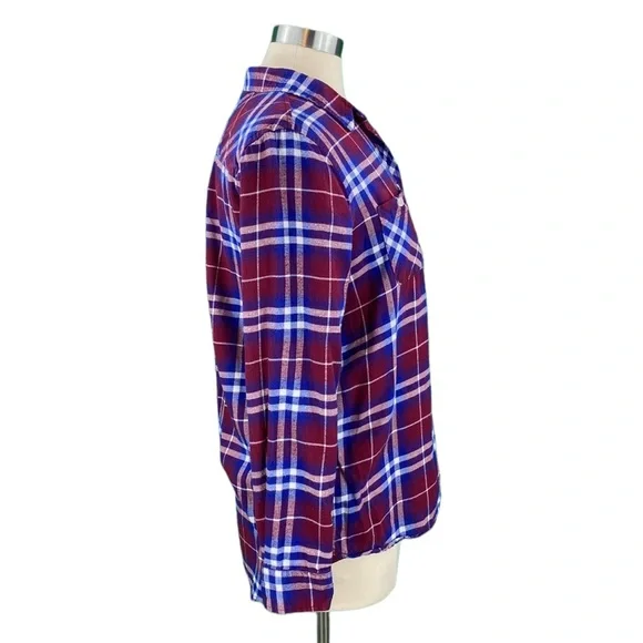 Levi’s Classic Red & Blue Plaid Flannel Button Down Shirt - Picture 5 of 14